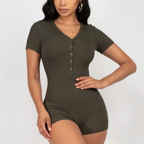 Olive Button Ribbed Romper - Picture 2 of 2